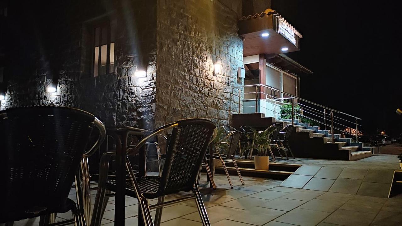 Hostal Turbon Campo  Exterior photo
