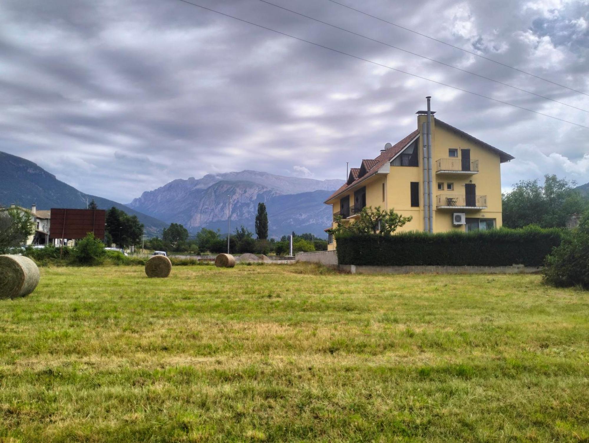 Hostal Turbon Campo  Exterior photo